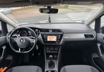 Volkswagen Touran III 1.4 TSI 150KM 2018 Volkswagen Touran 1.4Tsi 150 PS Full led NAVI Extra stan 1.4 Benzyna, zdjęcie 7