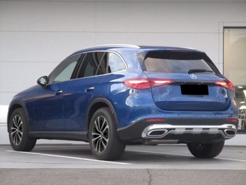 Mercedes GLC C254/X254 Coupe 2.0 220d 197KM 2025 GLC 220 d 4-Matic Avantgarde 2.0 (197KM) 2025, zdjęcie 1