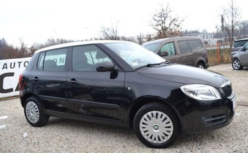 Skoda Fabia II Hatchback 1.4 i 16V 85KM 2008 Skoda Fabia bezwypadkowa - Climatronic - auto zarejstrowane 1.4 Benzyna, zdjęcie 9