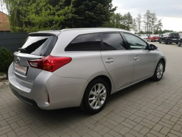 Toyota Auris II Touring Sports D-4D 125 124KM 2014 Toyota Auris 2.0 D4D 122KM Klimatronic Parktronic, zdjęcie 4