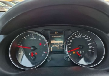 Nissan Qashqai I Crossover Facelifting  1.6 dCi 130KM 2013 Nissan Qashqai 1.6dCi 130KM 6bieg Kamera 360 Navi Temp Panorama Oplaty Gwa, zdjęcie 24