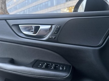 Volvo V60 II  2021 Volvo V60 B3 B Geartronic R-Design, Salon PL, FV23, zdjęcie 28