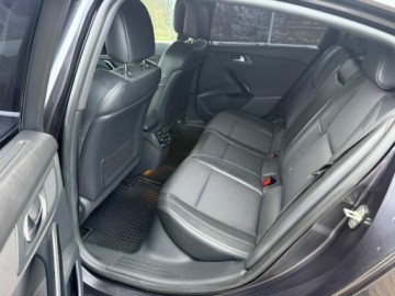 Peugeot 508 I Sedan 2.0 Hybrid4 200KM 2012 Peugeot 508 Hybrid4 200KM Naped 4x4 Xenony Nawigacja Head-Up Serwisowany G, zdjęcie 5