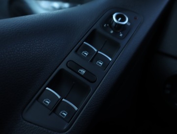 Volkswagen Tiguan I SUV Facelifting 2.0 TDI CR DPF BlueMotion 177KM 2014 VW Tiguan 2.0 TDI, 174 KM, 4X4, DSG, Navi, Klima, zdjęcie 14