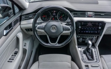 Volkswagen Passat B8 Limousine Facelifting 2.0 TSI 190KM 2019 Volkswagen Passat 2,0 TSI 190 KM 2.0 Benzyna 190KM, zdjęcie 18