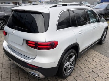 Mercedes GLB SUV 2.0 200d 150KM 2025 MERCEDES-BENZ GLB 200 d 4-Matic AMG Line 2.0 (150KM) 2025, zdjęcie 2