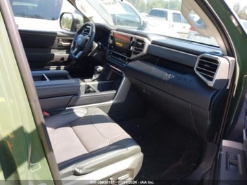 Toyota Tundra II 2022 Toyota Tundra 2022r, SR5, 3.4L, 4x4 3.4 Benzyna 390KM, zdjęcie 8