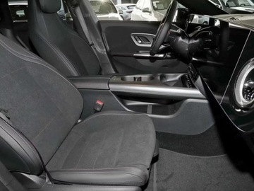 Mercedes CLA C118/X118 2026 MERCEDES-BENZ CLA 250+ AMG Line Sedan (272KM) 2026, zdjęcie 4