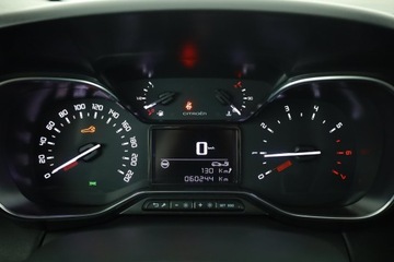 Citroen C3 Aircross  I Crossover 1.2 PureTech 110KM 2018 Citroen C3 Aircross 1.2 PureTech, Salon Polska, zdjęcie 7