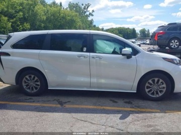 Toyota Sienna III 2024 Toyota Sienna XLE 2024 2.5L 2.5 Hybryda 189KM, zdjęcie 6