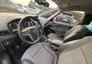 Opel Zafira C Tourer 1.6 CDTI ECOTEC 136KM 2014 Opel Zafira 7 osobowy 1.6 Diesel 136KM, zdjęcie 9