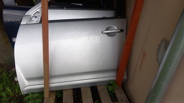 DVEŘE LEVÉ PŘEDNÍ MITSUBISHI OUTLANDER II