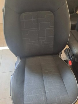 KIA VENGA KOMPLET SEDADLA + POHOVKA