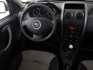 Dacia Duster I SUV Facelifting 1.2 TCe 125KM 2014 Dacia Duster 1.2 TCe, Klima, zdjęcie 6