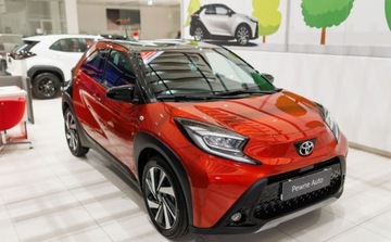 Toyota Aygo X 1.1 VVT-i 72KM 2024 Toyota Aygo X X 1.0 VVT-i Executive Benzyna 72KM, zdjęcie 4