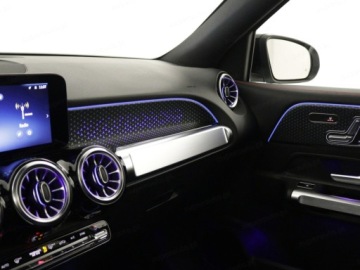 Mercedes GLB SUV 1.3 200 163KM 2025 MERCEDES-BENZ GLB 200 AMG Line Suv 1.3 (163KM) 2025, zdjęcie 9