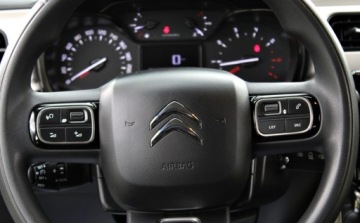 Citroen C3 III Hatchback 1.2 PureTech 68KM 2018 Citroen C3 1.2 i Bez klimatyzacji Tempomat 1 rok gwarancji w cenie, zdjęcie 21