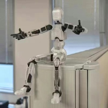 Напечатано на 3D -фигурке многоперированной модели робота, подвижной фигурки пруда