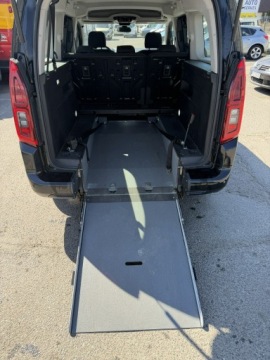 Opel Combo E Kombivan 1.5 Diesel 131KM 2020 Opel Combo Life Niepełnosprawnych inwalida, zdjęcie 9