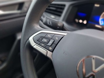 Volkswagen Polo VI Hatchback 5d Facelifting 1.0 TSI 95KM 2022 Volkswagen Polo SalonPL serwis 1.0TSI 95KM AppConnect LED VirtualCockpit k, zdjęcie 16