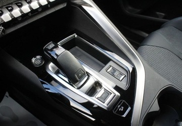 Peugeot 3008 II Crossover Facelifting  1.2 PureTech 130KM 2023 Peugeot 3008 Allure Pack EAT8 2023 Od RiA 1.2 Benzyna 130KM, zdjęcie 9