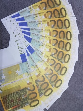 Банкноты 200 ЕВРО для развлечения и обучения, упаковка 100 штук + БЕСПЛАТНО