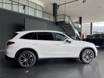 Mercedes GLC C254/X254 Coupe 2.0 220d 197KM 2025 GLC 220 d 4-Matic Avantgarde 2.0 (197KM) 2025, zdjęcie 1