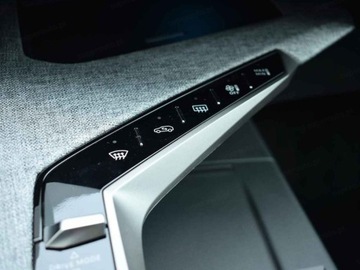 Peugeot 5008 III SUV Plug-In 1.6 Plug-In Hybrid 195KM 2025 Od ręki - GT e-DCS7 1.6 PHEV 195KM / Pakiet Bezpieczeństwo, Zimowy, zdjęcie 8