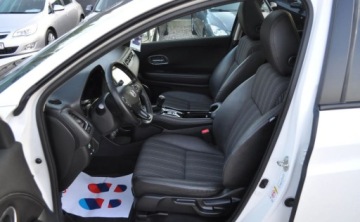 Honda HR-V II SUV 1.5 i-VTEC 130KM 2016 Honda HR-V Benzyna Panorama Klimatyzacja Kamera 1.5 Benzyna 130KM, zdjęcie 11