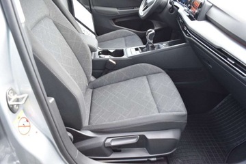 Volkswagen Golf VIII Variant 1.5 TSI 130KM 2022 Volkswagen Golf Variant SalonPL TSI 130KM Variant Life ACC LaneAssist Czuj, zdjęcie 32