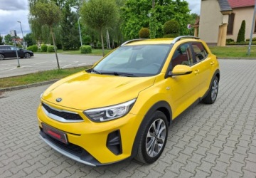 Kia Stonic I Crossover 1.4 DOHC 100KM 2019 Kia Stonic Kupiony w Polsce - benzyna - 1,4 - 100 KM 1.4 Benzyna 100KM, zdjęcie 2