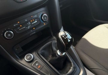 Ford Focus III Sedan Facelifting 1.0 EcoBoost 125KM 2017 Ford Focus 1.0 EcoBoost 125KM SalonPL FV23 Benzyna 125KM, zdjęcie 21