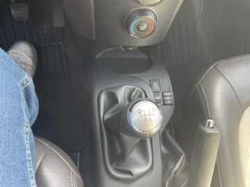 Toyota iQ 1.0 VVT-i 68KM 2009 Toyota iQ Klima, zdjęcie 16