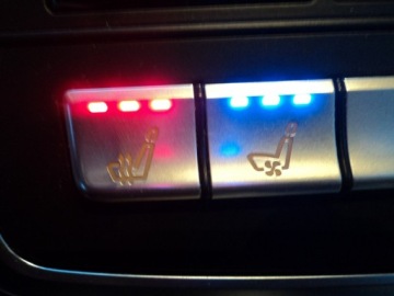 Mercedes Klasa M W166 Off-roader 350 BlueTEC 4MATIC 258KM 2012 Mercedes ML 350 sprzedam ładnego mercedesa ML 350, zdjęcie 13