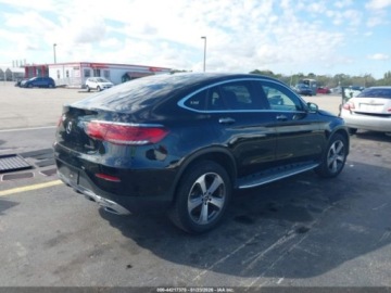 Mercedes GLC C254/X254 2023 Mercedes-Benz GLC 300 4Matic Coupe 2023 2.0 Benzyna 255KM, zdjęcie 5