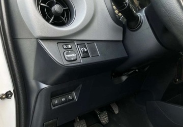 Toyota Yaris III Hatchback 5d Facelifting 2017 1.5 Dual VVT-iE 111KM 2019 Toyota Yaris Toyota Yaris 1.5 Active 1.5 Benzyna 111KM, zdjęcie 23