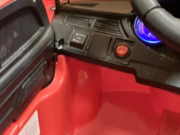 ДЕТСКАЯ АВТОМОБИЛЬ С АККУМУЛЯТОРОМ XM826 RED