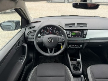 Skoda Fabia III Kombi Facelifting 1.0 MPI 75KM 2019 Škoda Fabia Skoda Fabia Fabia 1.0 Ambition, Salon, zdjęcie 14