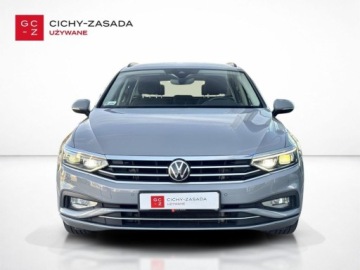 Volkswagen Passat B8 Variant Facelifting 2.0 TSI 190KM 2022 Volkswagen Passat SalonPL 2.0 TSI 190KM DSG Business NaviMatrixKeyLessKame, zdjęcie 1