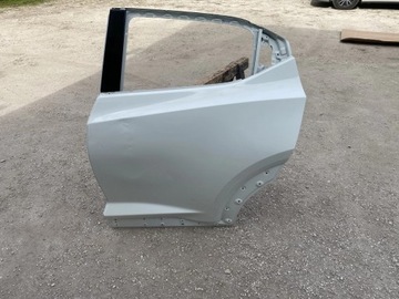 DRZWI TYLNE LEWE NISSAN JUKE II F16