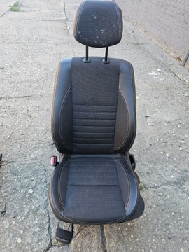 Fotel przedni lewy kierowcy Renault Laguna III