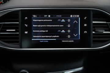 Peugeot 308 II SW Facelifting 1.5 BlueHDI 130KM 2019 Peugeot 308 1.5 BlueHDi, Salon Polska, zdjęcie 17