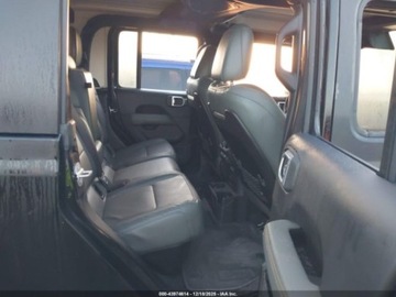 Jeep Gladiator 2024 Jeep Gladiator Mojave 2024 3.6 Benzyna 285KM, zdjęcie 12