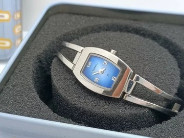 ИСКОПАЕМОЕ ES-9609 ЧАСЫ