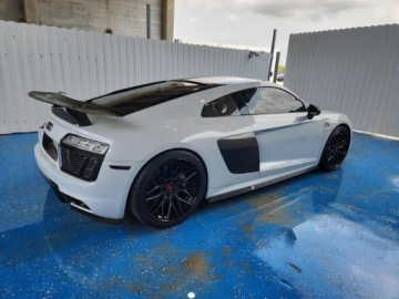 Audi R8 II Coupe 5.2 V10 Plus 610KM 2017 Audi R8 Coupe 5.2 Plus Quattro 2017 5.2 Benzyna 610KM, zdjęcie 4