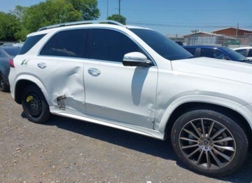 Mercedes GLE V167 2022 Mercedes-Benz GLE 2022, 2.0L, 4x4, od ubezpieczalni, zdjęcie 3