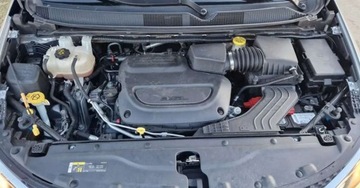 Chrysler Pacifica II 3.6 V6 291KM 2020 Chrysler Pacifica 3.6 V6 291KM Skora LED El. DrzwiKlapa 3.6 Benzyna 291KM, zdjęcie 5
