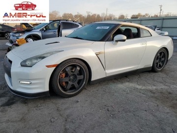 Nissan GT-R 2012