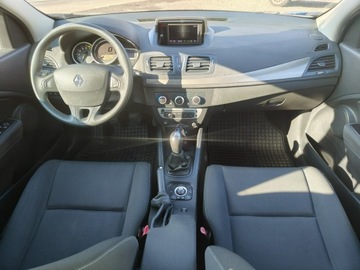 Renault Megane III Hatchback Facelifting 1.6 16v 100KM 2012 Renault Megane Super stan., zdjęcie 7