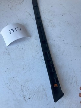 НАКЛАДКА ПЕРЕДНЕГО ОКНА СПРАВА C5 III X7 9659145880